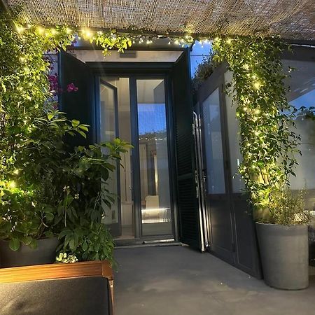 Apartmán La Casa Di Paola Salerno Exteriér fotografie