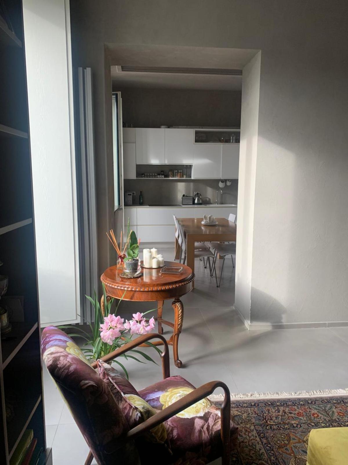 Apartmán La Casa Di Paola Salerno Exteriér fotografie
